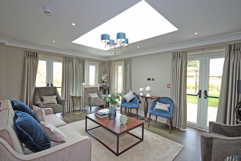 Fir Tree Court, Limpsfield Road